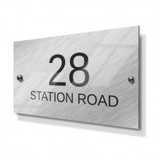 Light Diagonal Pattern Metal House Sign