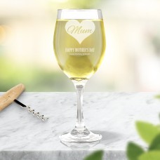 Mum In Heart Engraved Wine Glass